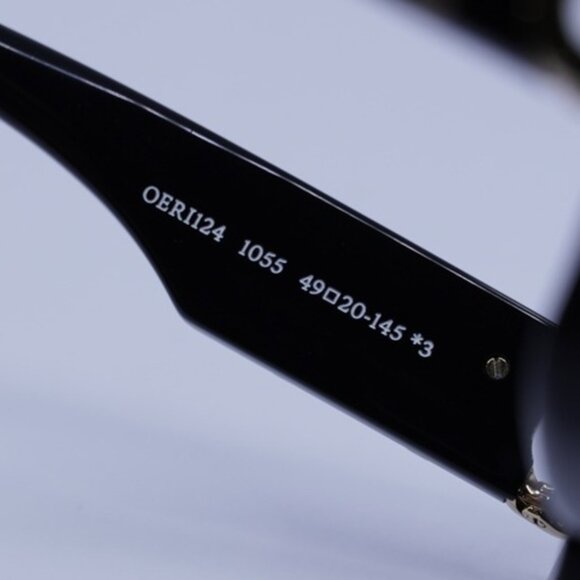 Off-White OERI124 FILLMORE 1055 Sunglasses Black Rectangle Frame, Green Lenses main image 2